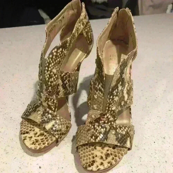 Stuart Weitzman Roccia Serpent Leather Pumps - Picture 4 of 12